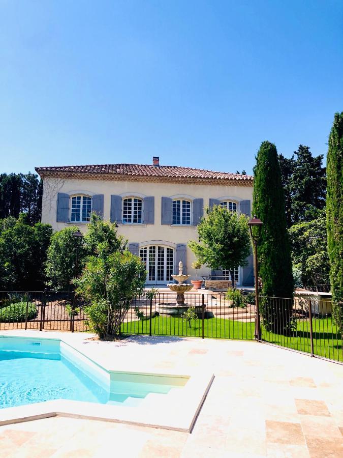 Villa Agrippa Оранж Екстериор снимка